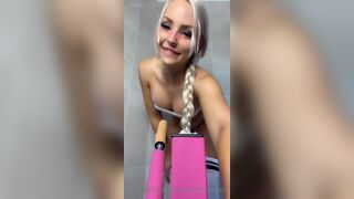 Amyrose AmyRoseButt of dildo machine fuck & anal toy xxx videos