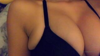 Gvanessaxx enjoy this video guys x kind of a weird thing to talk about on here but thought i d share onlyfans xxx videos