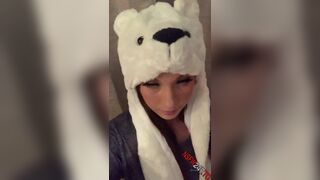 Anna blossom sucking dick dressed as cute polar bear xxx porn videos