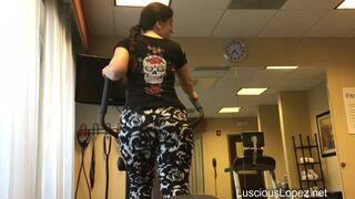Luscious Lopez Big Booty In Yogapants On The Elliptical xxx onlyfans porn videos