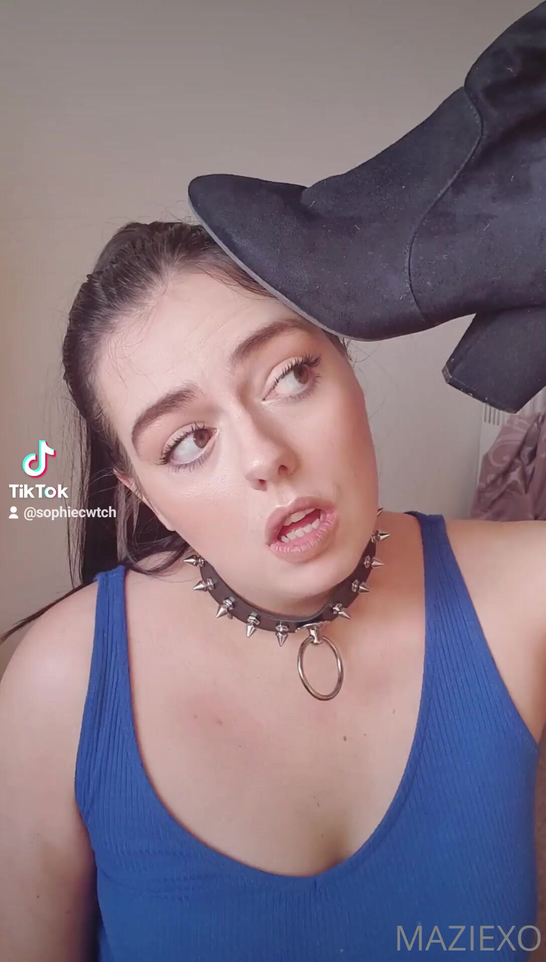 Watch Free Sultry Sophie Would You Like To Be In Collar Under My Foot Xxx Onlyfans Porn Videos
