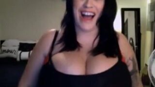Blained52 - Leanne Crow Shows Her Gorgeous Body On Webcam