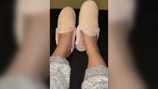Kamixfeet A Little Slipper Play w/ These Purple Toes Tomorrow I Will Have A New Color xxx onlyfans porn videos