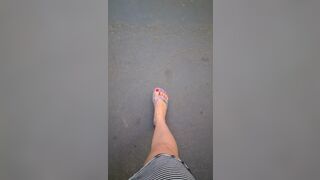 Adorezee walking around in the sun & wiggling my colored toes xxx onlyfans porn videos