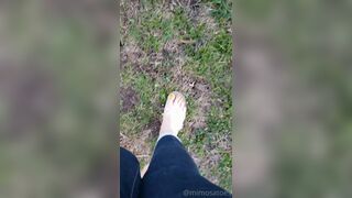 Mimosatoes take a walk w/ me in these sexy flip flops in the sunshine xxx onlyfans porn videos