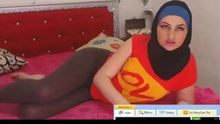 Barfalot - Hijab leggings girl teases