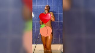 Jadeeyes092 Morning shower. For Full (2 06 min) & Uncensored Videos, check my VIP page. xxx onlyfans porn videos
