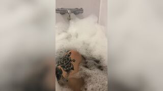 Latinamarina sorry for the lack of posts here s a bath vid to make up for it enjoy xxx onlyfans porn videos