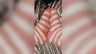 Goddessloonah i’ve had these fuzzy socks for a few years, so used that they’re fraying i might se xxx onlyfans porn videos