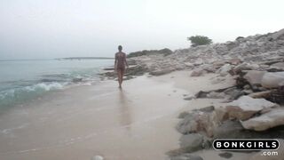 Nahomy cruz - ebony seyy girl- Morning Hot on the beach