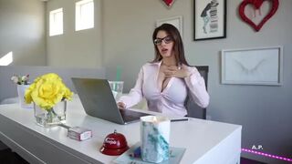 MissAlexaPearl - Your Boss Needs A Titjob