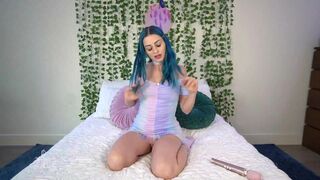 Jewelz Blu masturbating with hitachi vibrator onlyfans porn videos