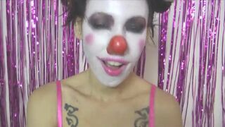 Kitzi klown - lip stretching and mouth fetish